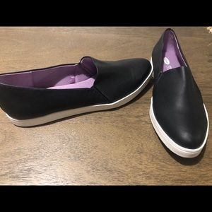 Dr. Scholls memory foam slip ons
